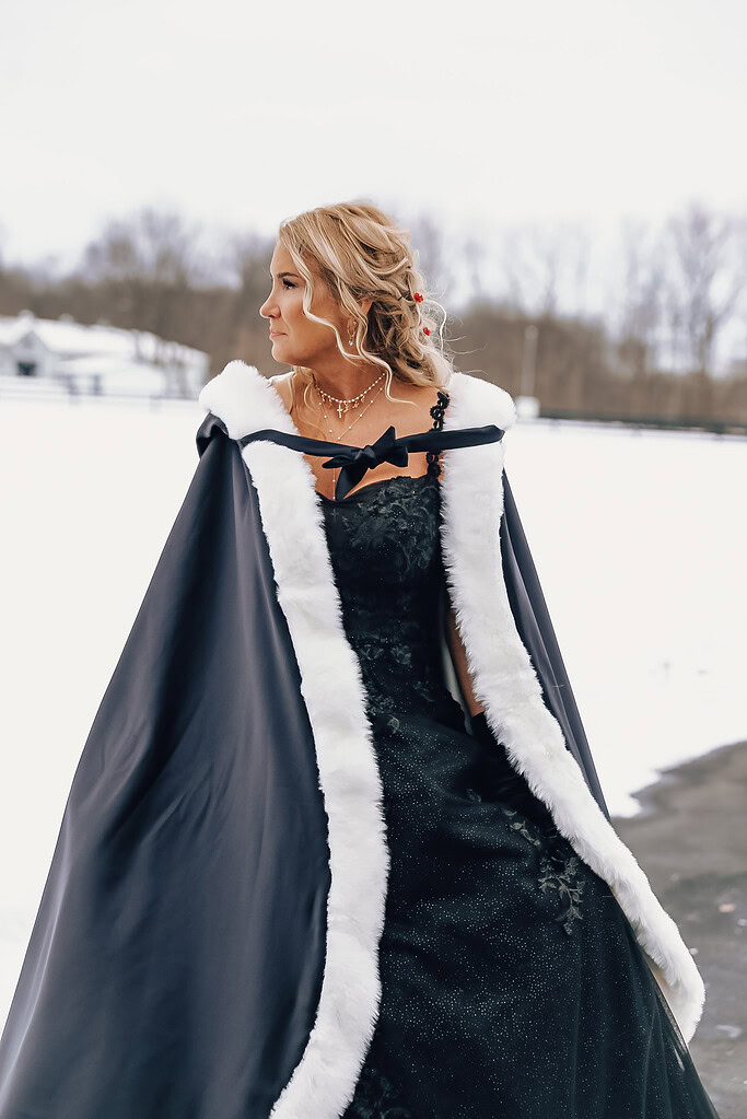 winter bride at grand rapids wedding venue