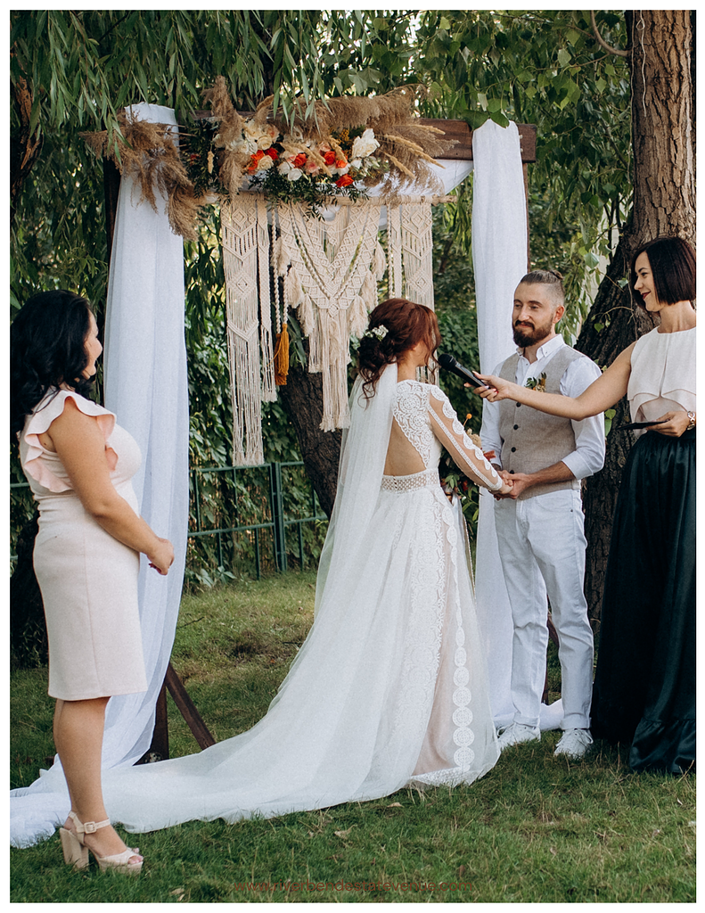 How to get a wedding license in Michigan